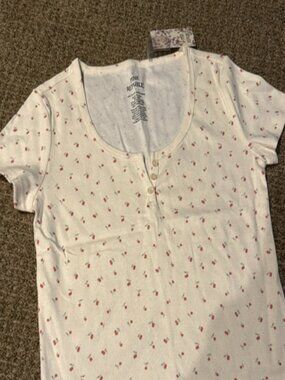 (4 for $20) PINK ROSE Cherry Print Pointelle Top - Junior's Large - NWT